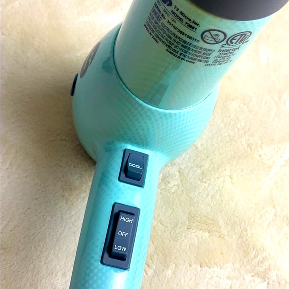 SOLD - T3  |  Featherweight  |  Hair Dryer  |  Teal - Picture 5 of 5